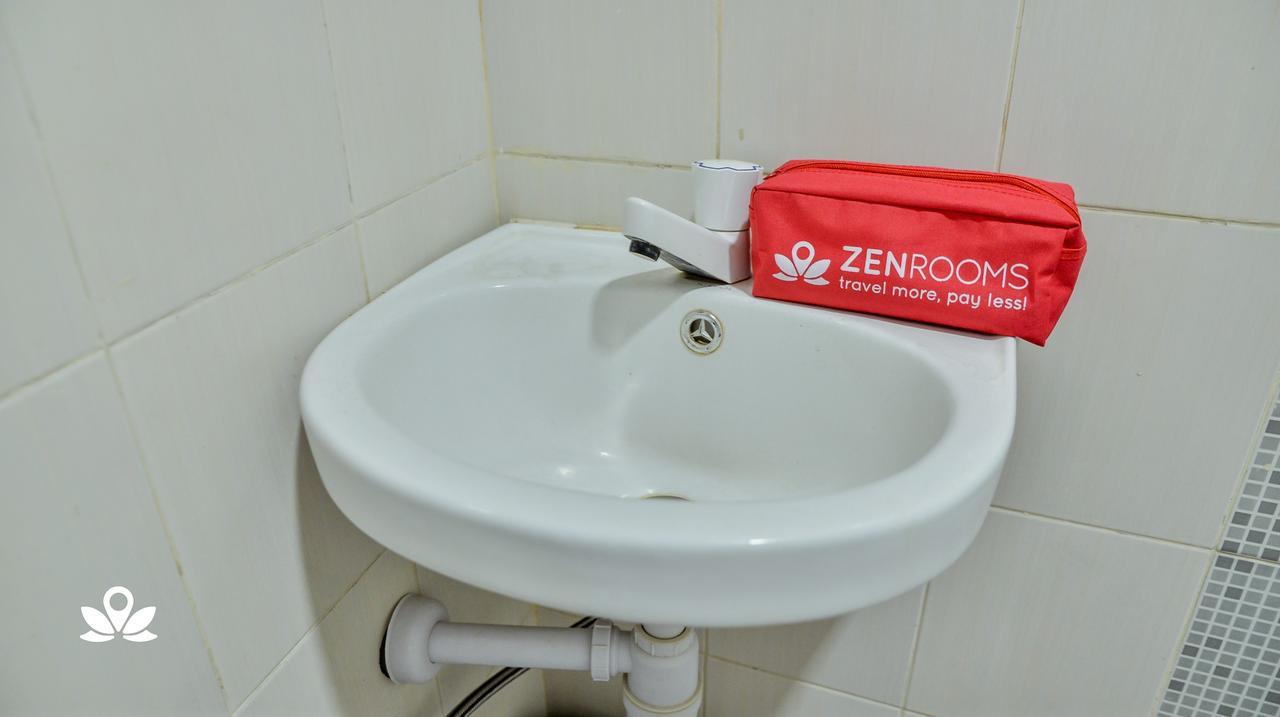 ンダレム ソロゲネン ゲストハウス ジョグジャカルタ エクステリア 写真